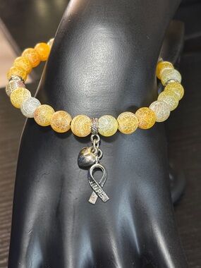 REESELYN CREATIONS Handcrafted White Cracked Agate Stone Bracelet w/ Hope Charm